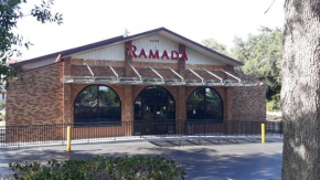 Гостиница Ramada by Wyndham Temple Terrace/Tampa North  Тампа